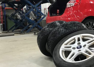 Renkaiden allevaihto veloituksetta huollon yhteydessä!